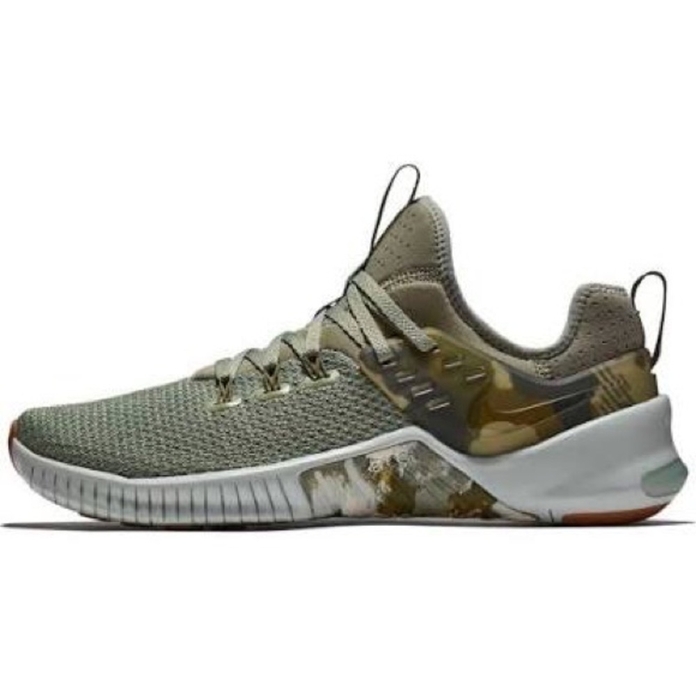 Nike Free x Metcon camo sneakers